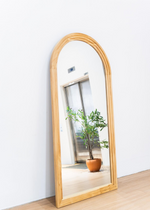Load image into Gallery viewer, Maison Curve Mirror
