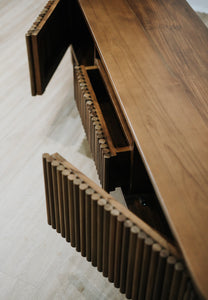 Lana Fluted Console